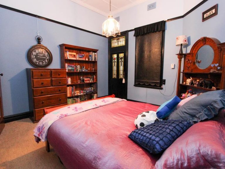 29 Pitt Street, Ariah Park NSW 2665 - photo 15