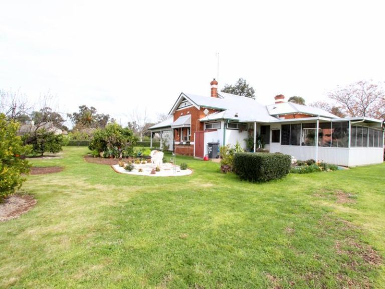 29 Pitt Street, Ariah Park NSW 2665 - photo 26