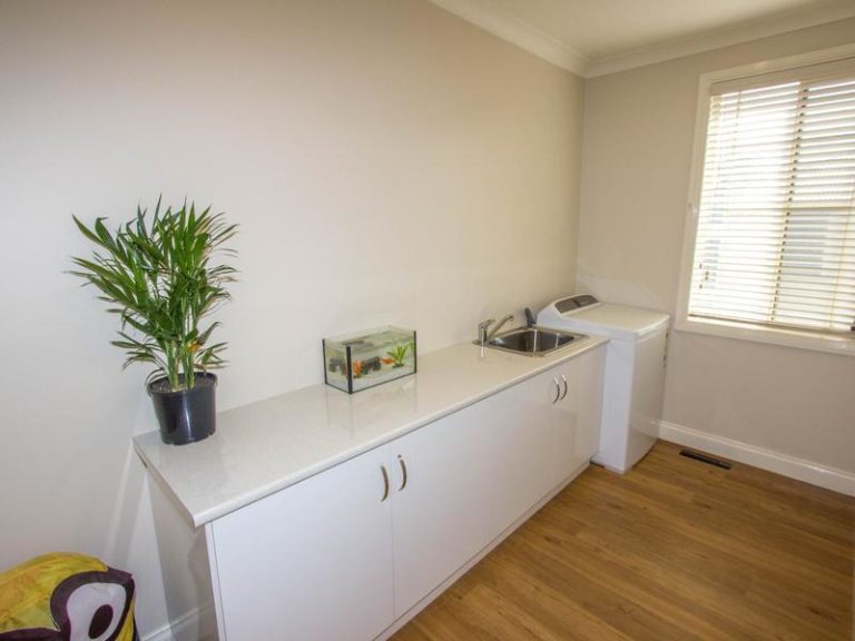 44 Larmer Street, Narrandera NSW 2700 - photo 15