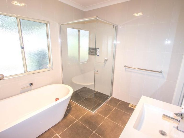 44 Larmer Street, Narrandera NSW 2700 - photo 21
