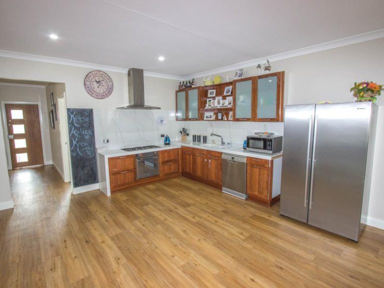 44 Larmer Street, Narrandera NSW 2700 - photo 5