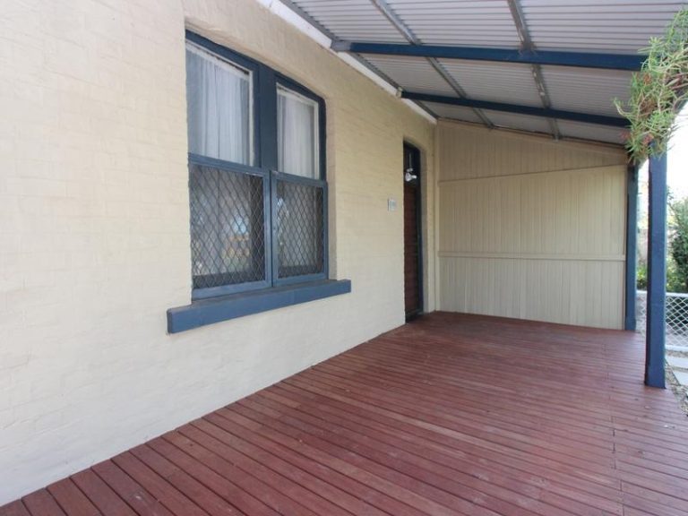 189 Baker Street, Temora NSW 2666 - photo 16