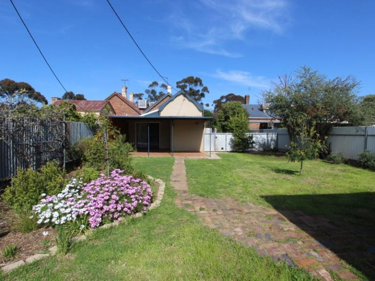 189 Baker Street, Temora NSW 2666 - photo 20