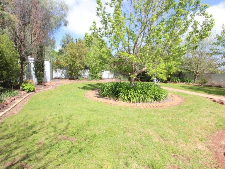 22 Williams Street, Temora NSW 2666 - photo 20