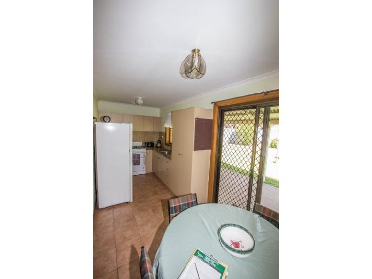 58 Bendee Street, Barellan NSW 2665 - photo 7