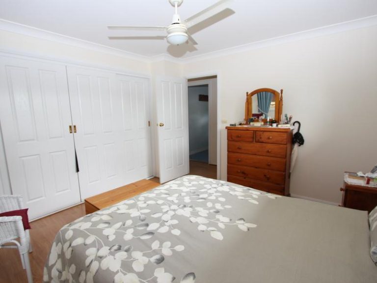 95 Long Street, Boorowa NSW 2586 - photo 6
