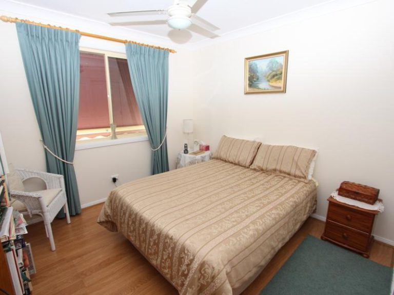 95 Long Street, Boorowa NSW 2586 - photo 8