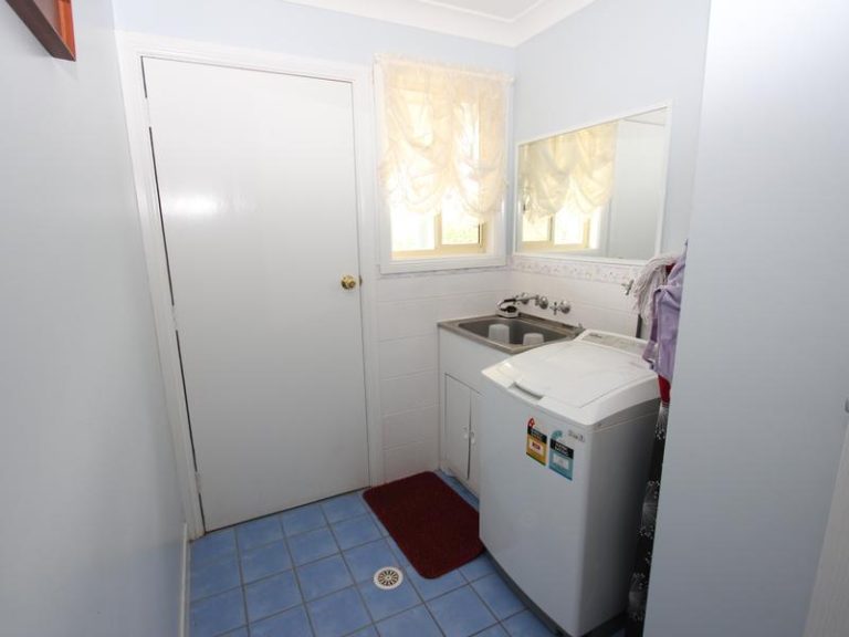 95 Long Street, Boorowa NSW 2586 - photo 9