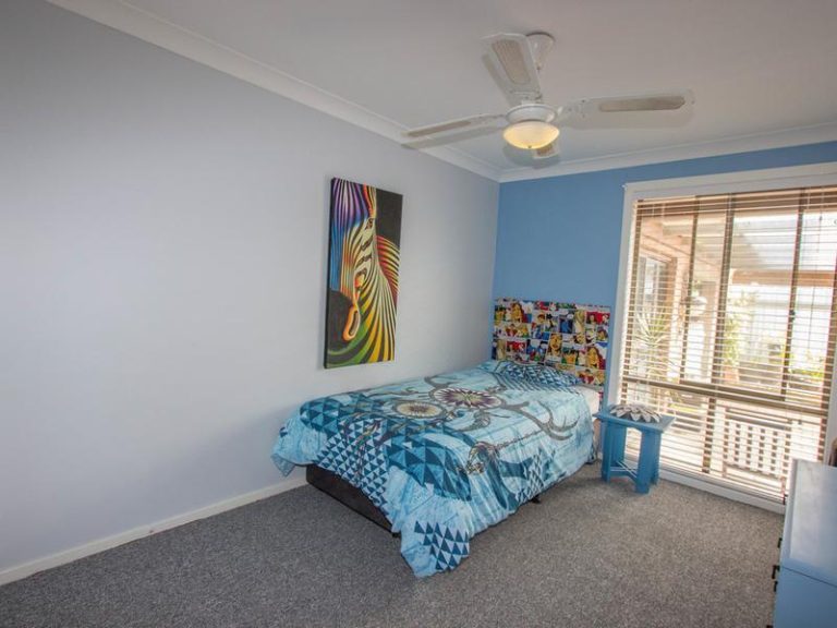 20 Pendula Street, Leeton NSW 2705 - photo 13