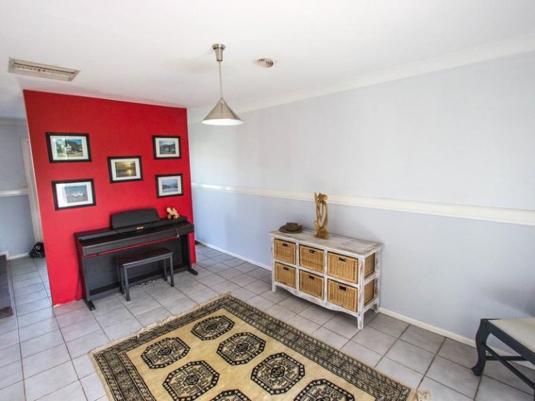 20 Pendula Street, Leeton NSW 2705 - photo 3