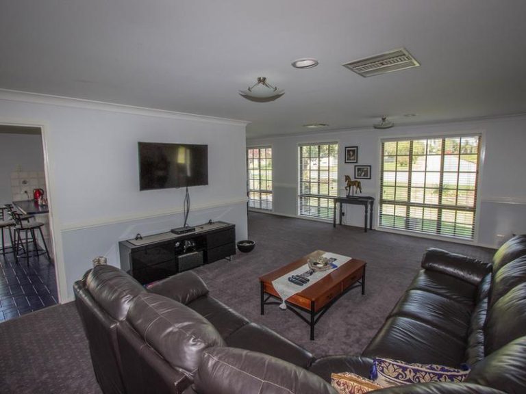 20 Pendula Street, Leeton NSW 2705 - photo 6
