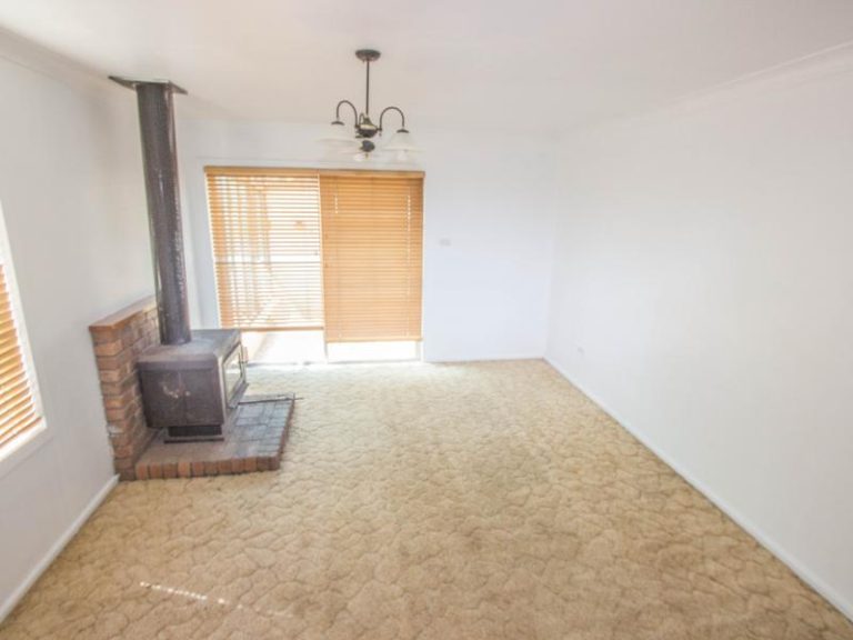 32 Valencia Street, Leeton NSW 2705 - photo 7