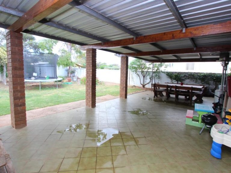 157 Britannia Street, Temora NSW 2666 - photo 16