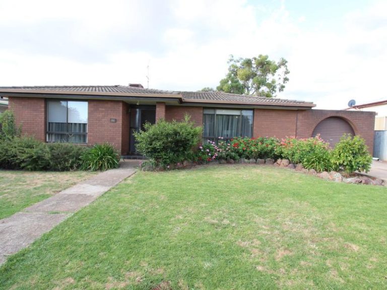 157 Britannia Street, Temora NSW 2666 - photo 22