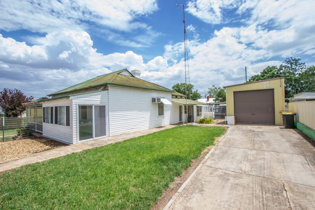 2-4 Willans Street, Narrandera NSW 2700 - McGrath Riverina
