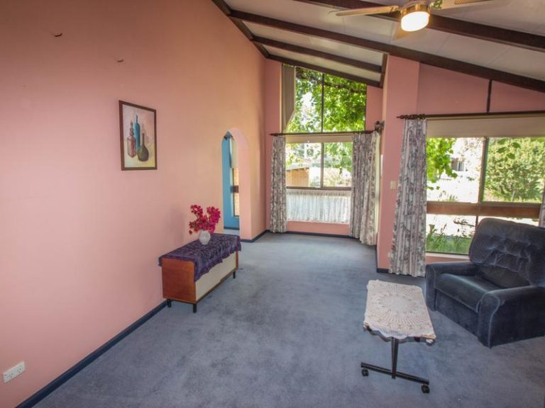 50 Melbourne Street, Narrandera NSW 2700 - photo 6