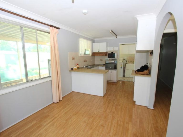 100 Court Street, Boorowa NSW 2586 - photo 5