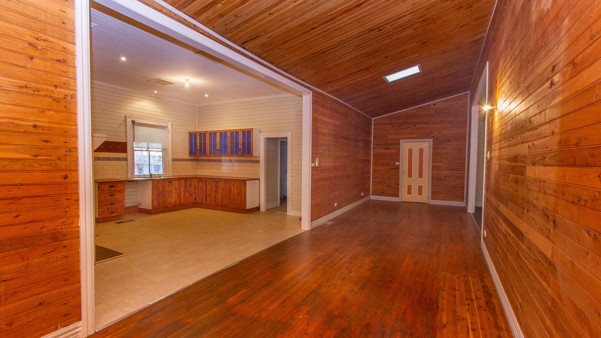 84 Adams Street, Narrandera NSW 2700 - photo 2