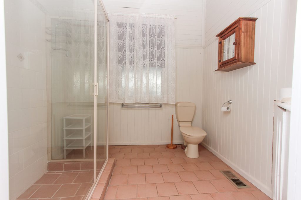 84 Adams Street, Narrandera NSW 2700 - photo 11