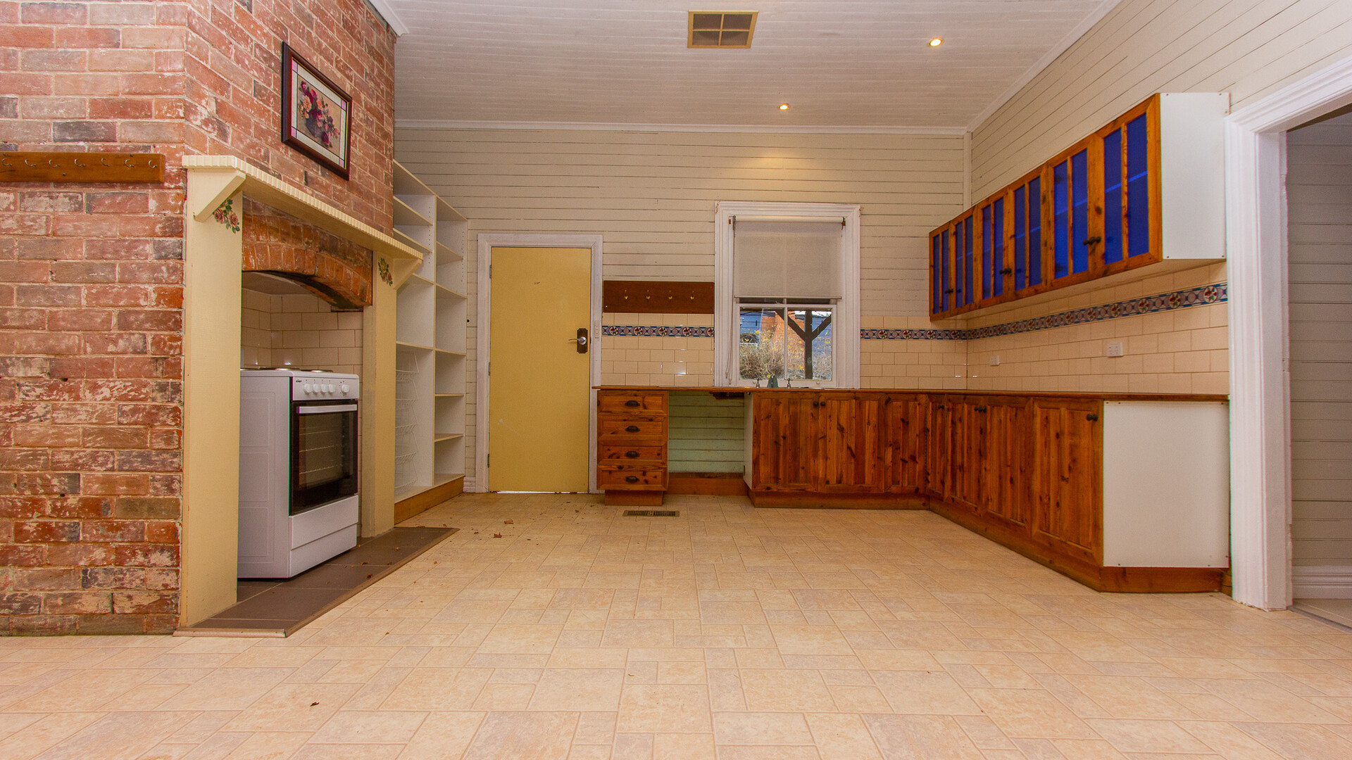 84 Adams Street, Narrandera NSW 2700 - photo 3