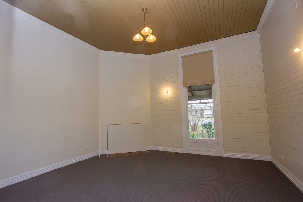 84 Adams Street, Narrandera NSW 2700 - photo 7