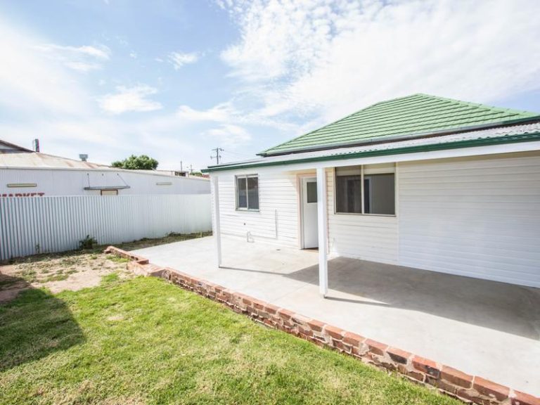 15 King Street, Narrandera NSW 2700 - photo 14