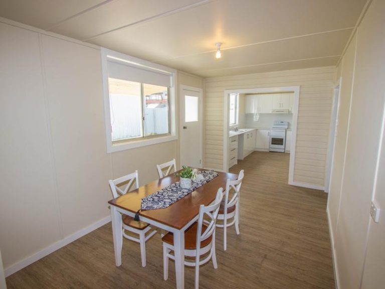 15 King Street, Narrandera NSW 2700 - photo 6