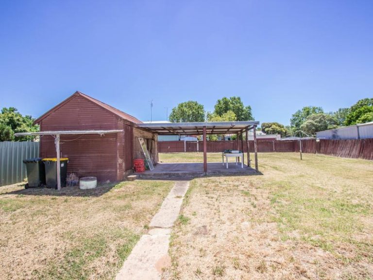 39 Grosvenor, Narrandera NSW 2700 - photo 11
