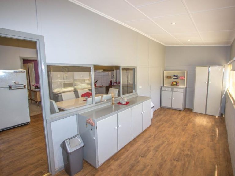39 Grosvenor, Narrandera NSW 2700 - photo 6