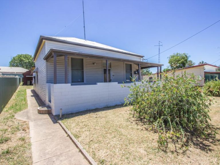 39 Grosvenor, Narrandera