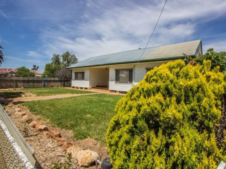 6 Orme Street, Boree Creek