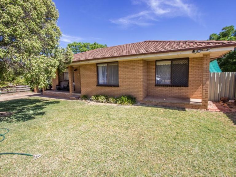 80 Dalgetty Street, Narrandera NSW 2700 - McGrath Riverina