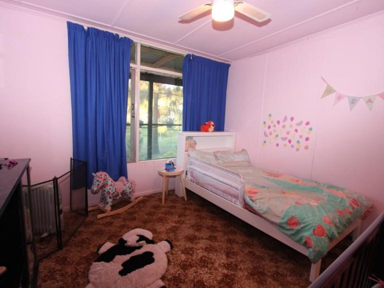 23 Cassiterite Street, Ardlethan NSW 2665 - photo 8