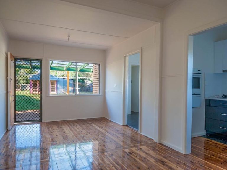 11 Grosvenor Street, Narrandera NSW 2700 - photo 7
