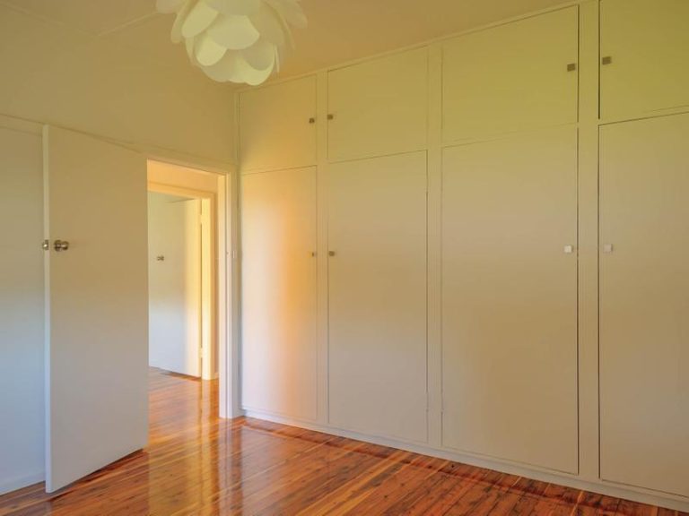 11 Grosvenor Street, Narrandera NSW 2700 - photo 10