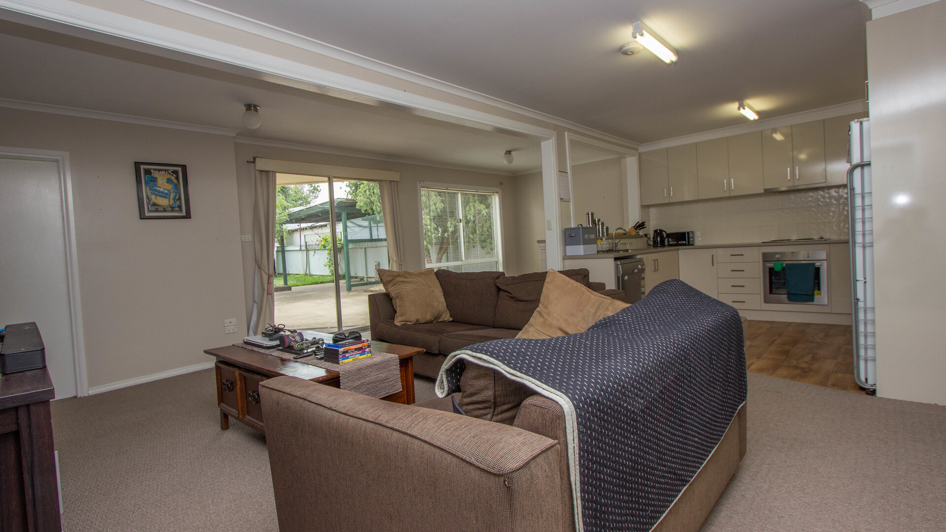 33 Victoria Avenue, Narrandera NSW 2700 - photo 6