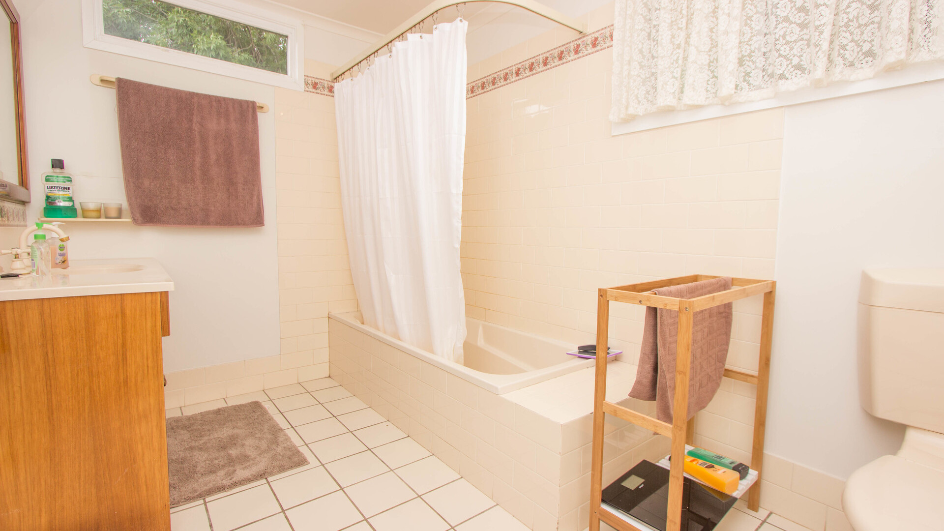 33 Victoria Avenue, Narrandera NSW 2700 - photo 8