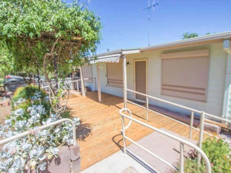 48 Roslyn Street, Narrandera