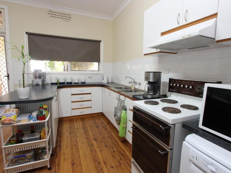 53 Robertson Street, Barmedman NSW 2668 - photo 8