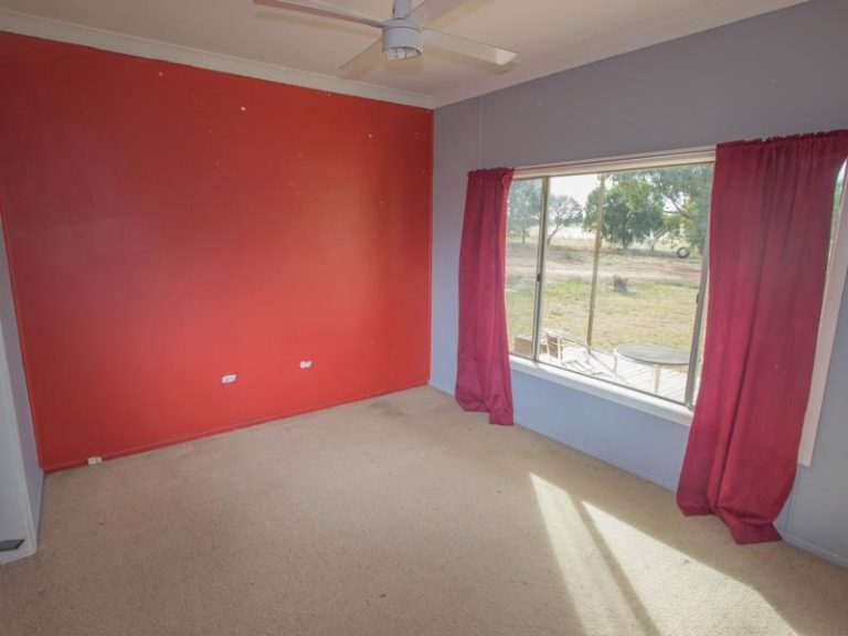 123 Red Hill Road, Narrandera NSW 2700 - photo 7