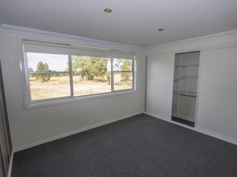 123 Red Hill Road, Narrandera NSW 2700 - photo 8