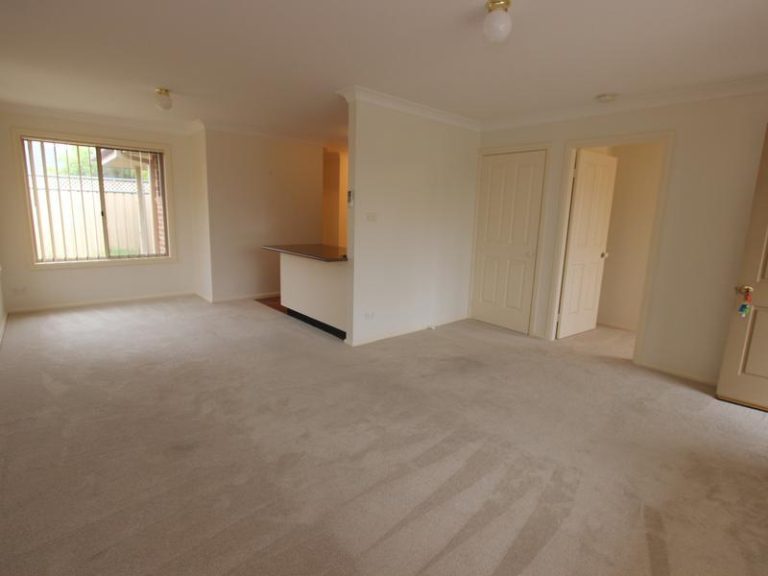 4/90 Parkes Street, Temora NSW 2666 - photo 8