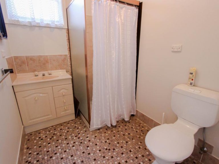130 Loftus Street, Temora NSW 2666 - photo 12