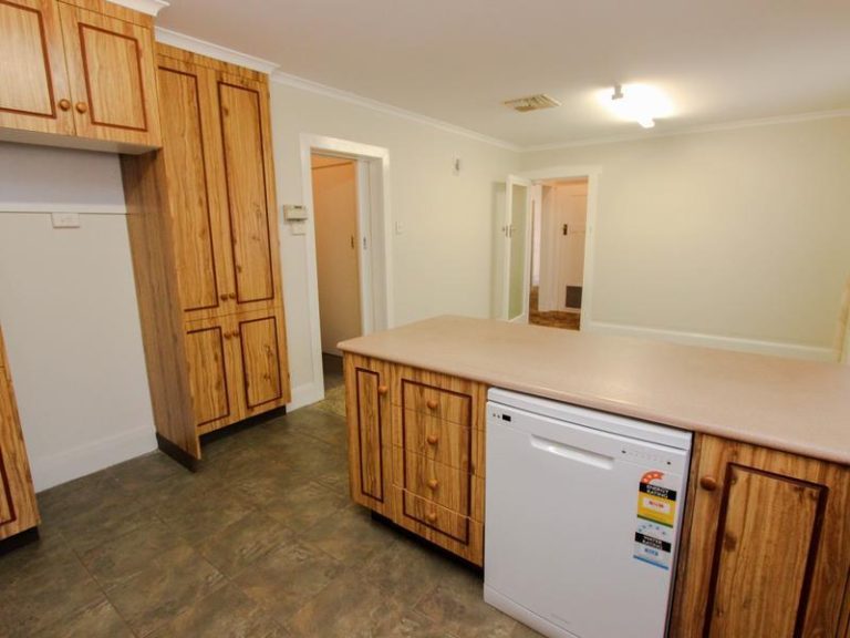 130 Loftus Street, Temora NSW 2666 - photo 19