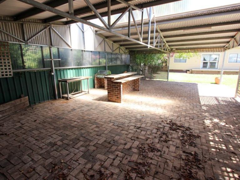 130 Loftus Street, Temora NSW 2666 - photo 26