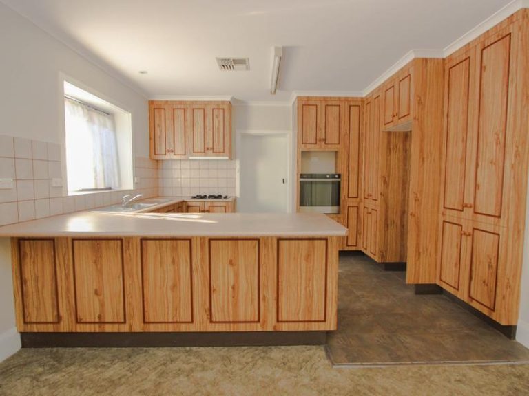 130 Loftus Street, Temora NSW 2666 - photo 10