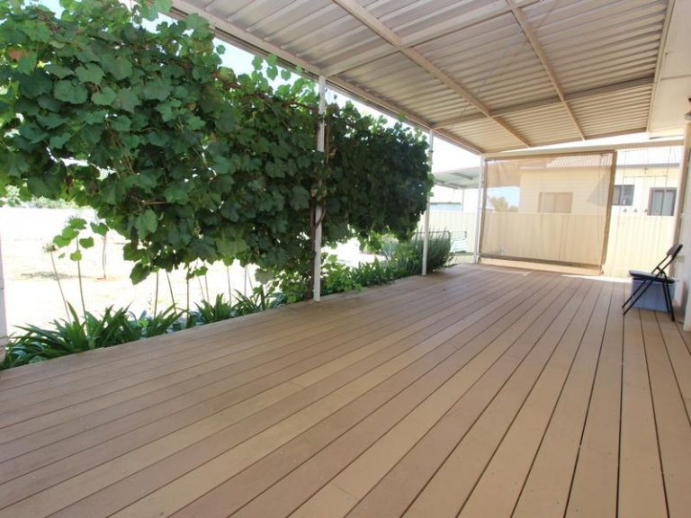 118 Kitchener Road, Temora NSW 2666 - photo 2