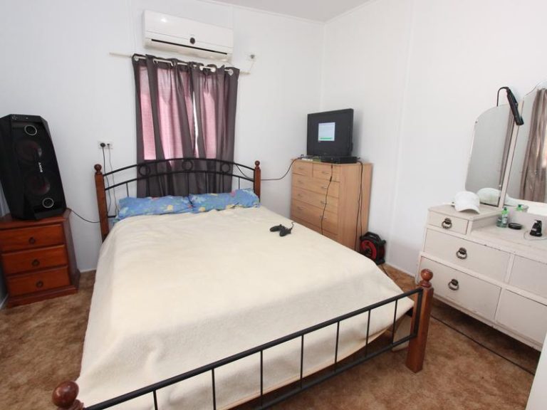 158 Britannia Street, Temora NSW 2666 - photo 6