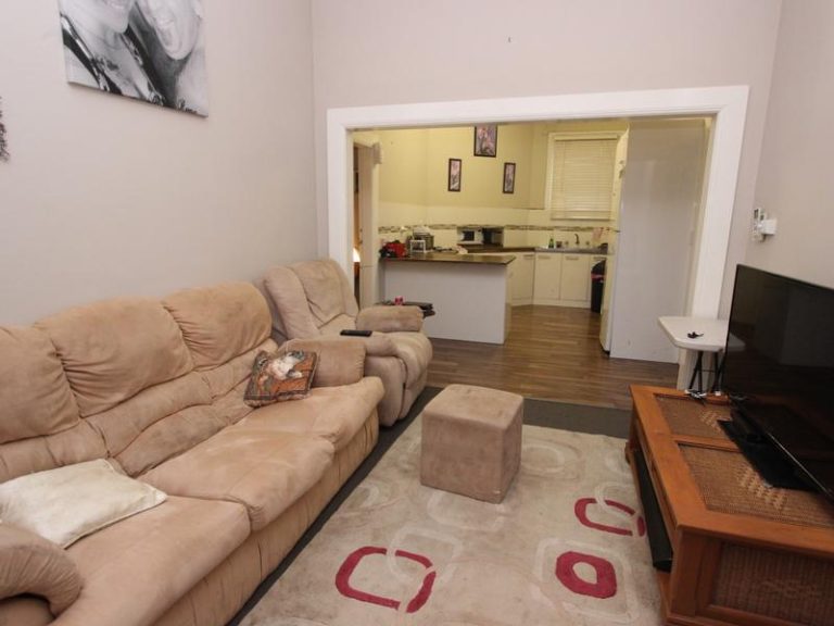 89 Crowley Street, Temora NSW 2666 - photo 12