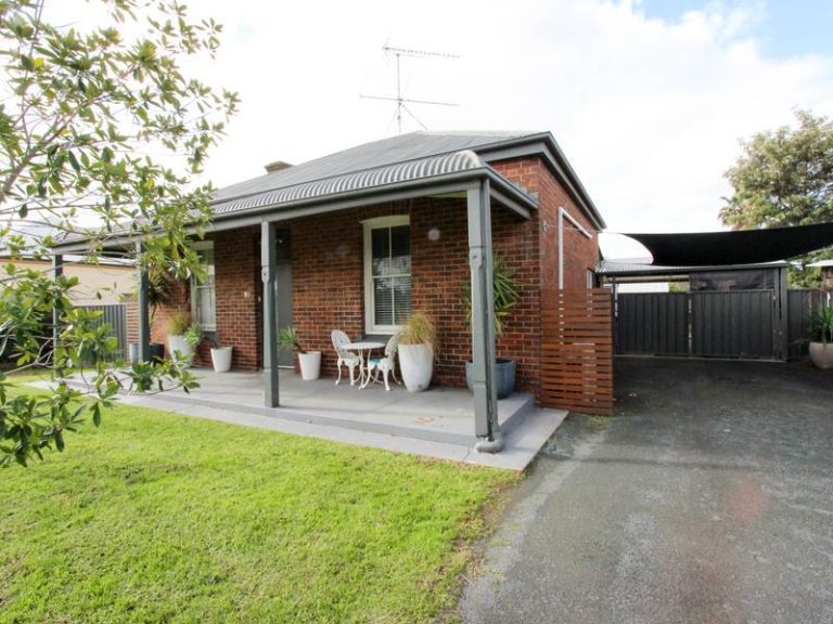 89 Crowley Street, Temora NSW 2666 - photo 14